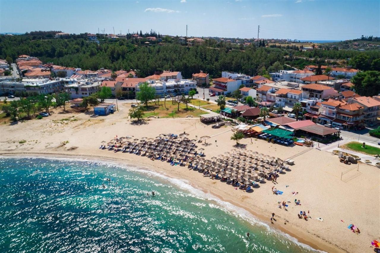 Irina Villa Nea Potidea Beach - 7 Guest Dış mekan fotoğraf